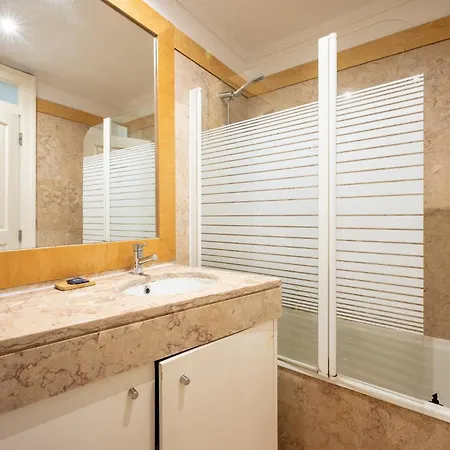 Guestready - Spacious Flat In Bairro Alto Lisboa