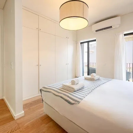 Guestready - Spacious Flat In Bairro Alto Apartmán Lisboa